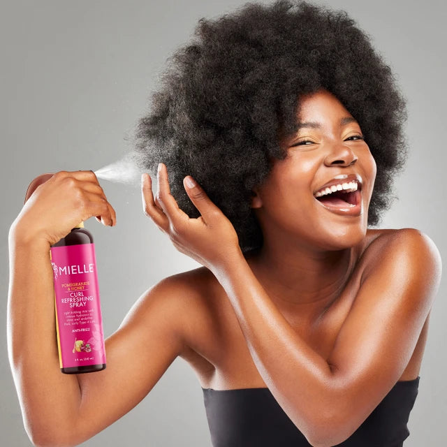 Mielle Pomegranate & Honey Curl Refreshing Spray 8oz